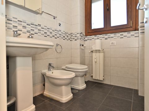 Via Alcide Pedretti, 68 - Roma