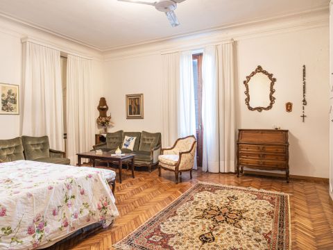 Via IV Novembre, 5 - Varzi