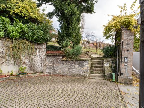 Via IV Novembre, 5 - Varzi