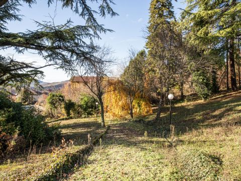 Via IV Novembre, 5 - Varzi