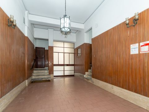 Via Gaetano Donizetti, 81 - Catania