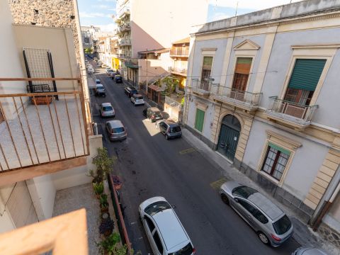 Via Gaetano Donizetti, 81 - Catania