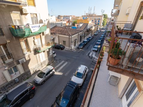 Via Gaetano Donizetti, 81 - Catania