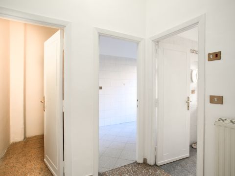 Piazza Imola, 4 - Roma