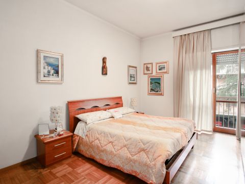 Via Suvereto, 257 - Roma