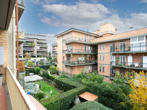 Via Suvereto, 257 - Roma