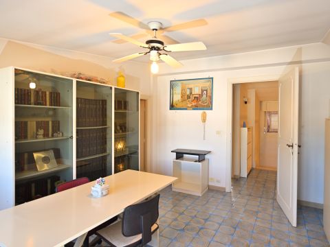 Via Antonio Gramsci, 27 - Aprilia