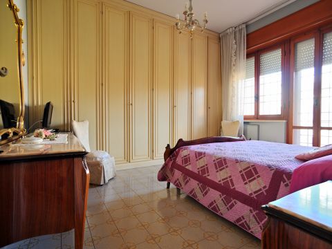 Via Antonio Gramsci, 27 - Aprilia