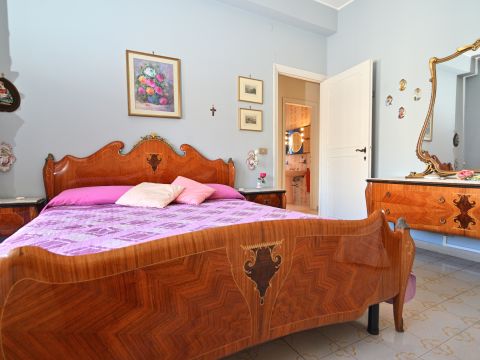 Via Antonio Gramsci, 27 - Aprilia