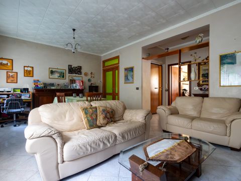 Via Angitola, 56 - Catanzaro