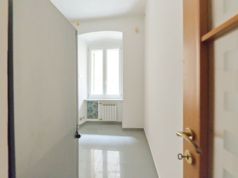 Salita di Oregina, 15 - Genova