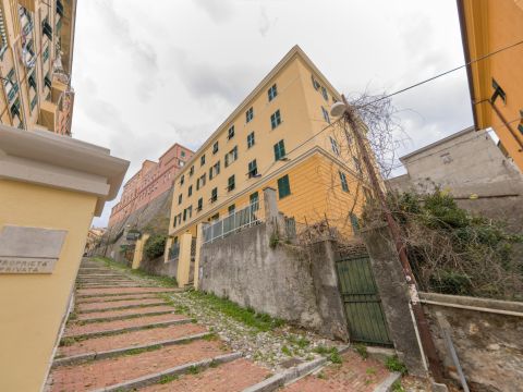 Salita di Oregina, 15 - Genova
