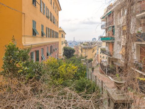 Salita di Oregina, 15 - Genova
