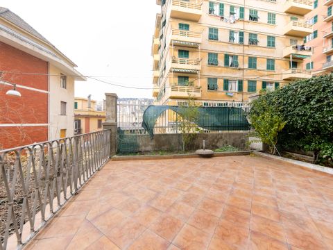 Salita di Oregina, 15 - Genova