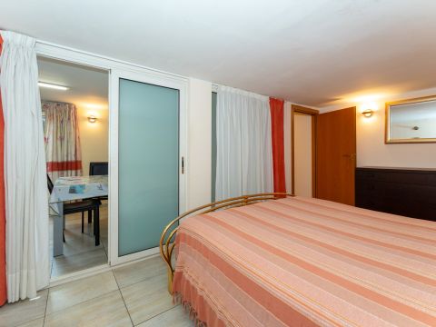 Via Gabriello Carnazza, 13 - Catania