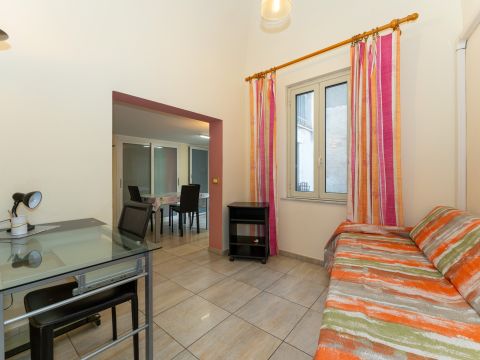 Via Gabriello Carnazza, 13 - Catania