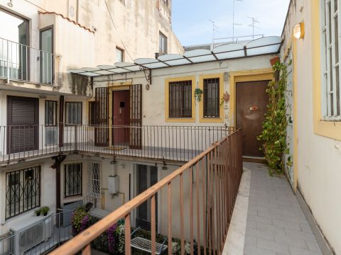 Via Gabriello Carnazza, 13 - Catania