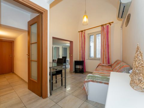 Via Gabriello Carnazza, 13 - Catania