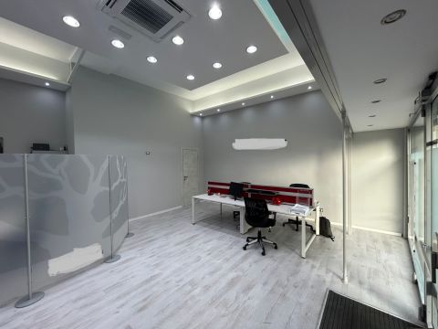 Viale dei Consoli, 134 - Roma