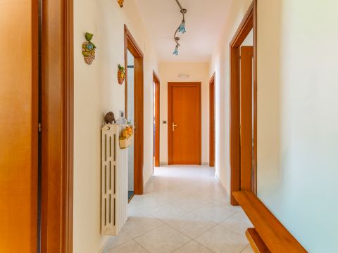 Via Riccardo Lombardi, 8 - Grumo Appula