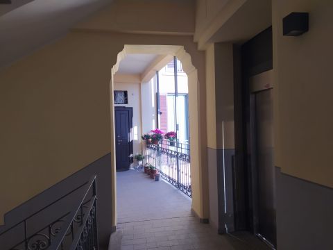 Via Coluccio Salutati, 17 - Milano