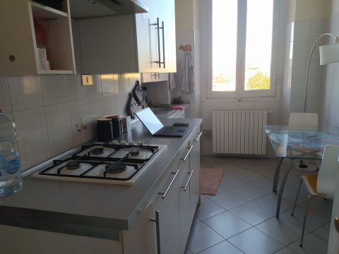 Via Coluccio Salutati, 17 - Milano