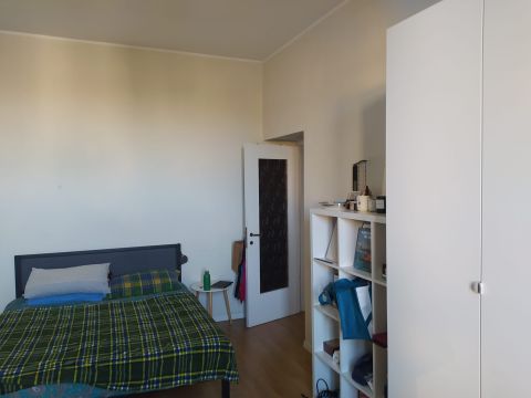 Via Coluccio Salutati, 17 - Milano