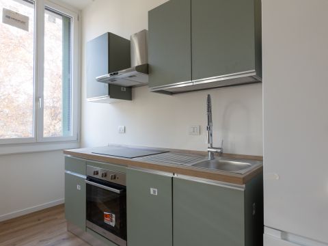 Via Pietro Colletta, 30 - Milano