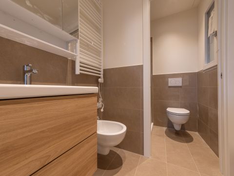 Via Pietro Colletta, 30 - Milano