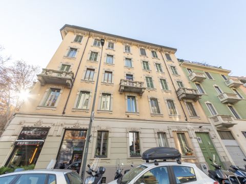 Via Pietro Colletta, 30 - Milano