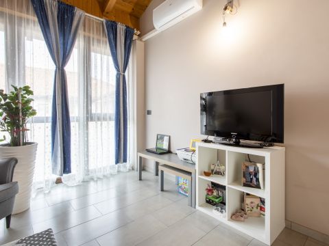 Via Venaria, 87 - Collegno