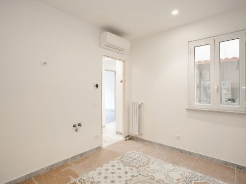 Largo Arenula, 11 - Roma