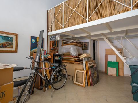 Via Francesco Netti, 11 - Bari