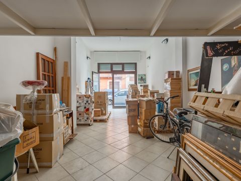 Via Francesco Netti, 11 - Bari