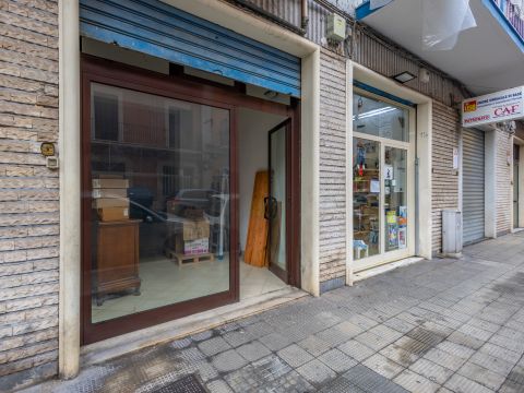 Via Francesco Netti, 11 - Bari