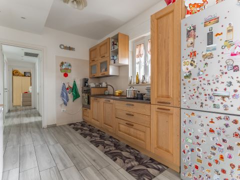 Via Gabriele D'Annunzio, 107 - Acquaviva Delle Fonti