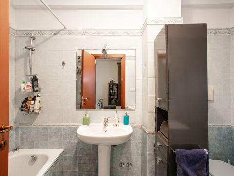 Viale Attilio Bertolucci, 105 - Roma