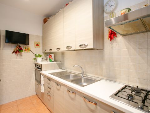 Viale Attilio Bertolucci, 105 - Roma