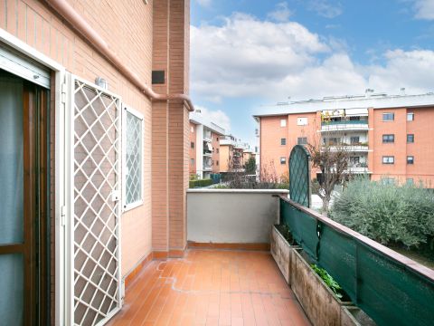 Viale Attilio Bertolucci, 105 - Roma