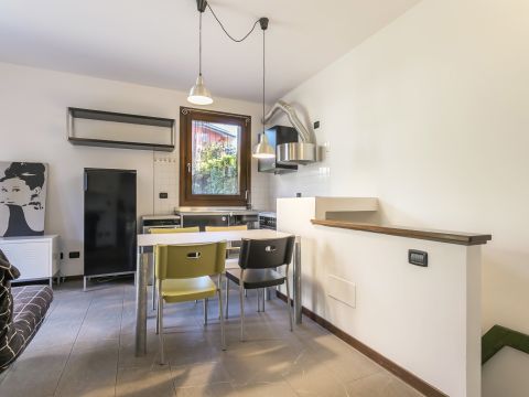 Via Papa Giovanni XXIII, 41 - Mozzo