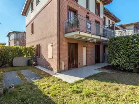 Via Papa Giovanni XXIII, 41 - Mozzo