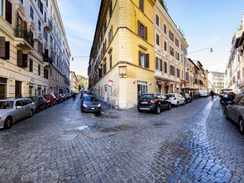 Via Luciano Manara - Roma