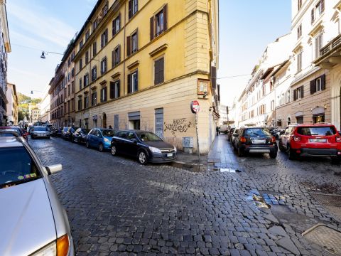 Via Luciano Manara - Roma