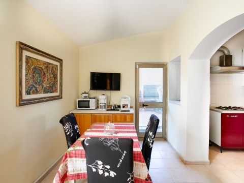 Via Palermo, 8 - Fiano Romano