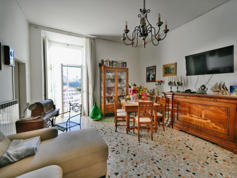 Salita Scanzano, 10 - Castellammare Di Stabia