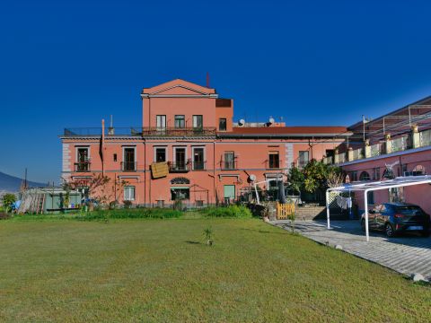 Salita Scanzano, 10 - Castellammare Di Stabia