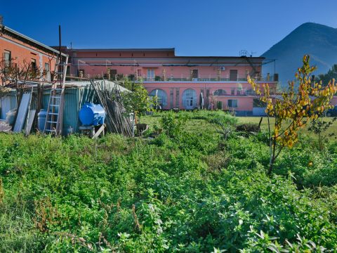 Salita Scanzano, 10 - Castellammare Di Stabia