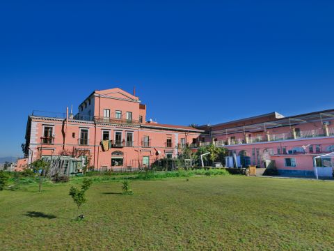 Salita Scanzano, 10 - Castellammare Di Stabia