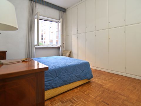 Via Antonio Serra, 122 - Roma