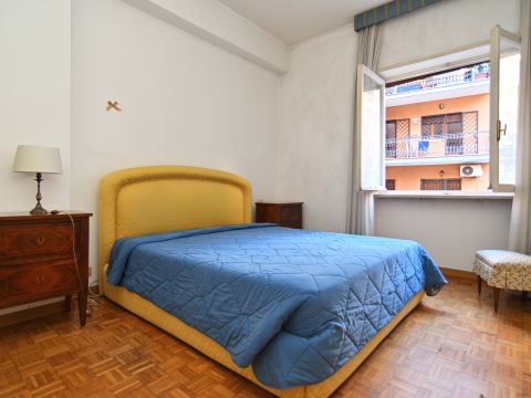 Via Antonio Serra, 122 - Roma